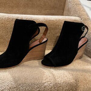 Lucky Brand Women’s 8.5 Risza Wedge Suede Sandals Ankle Peep Toe Slingback